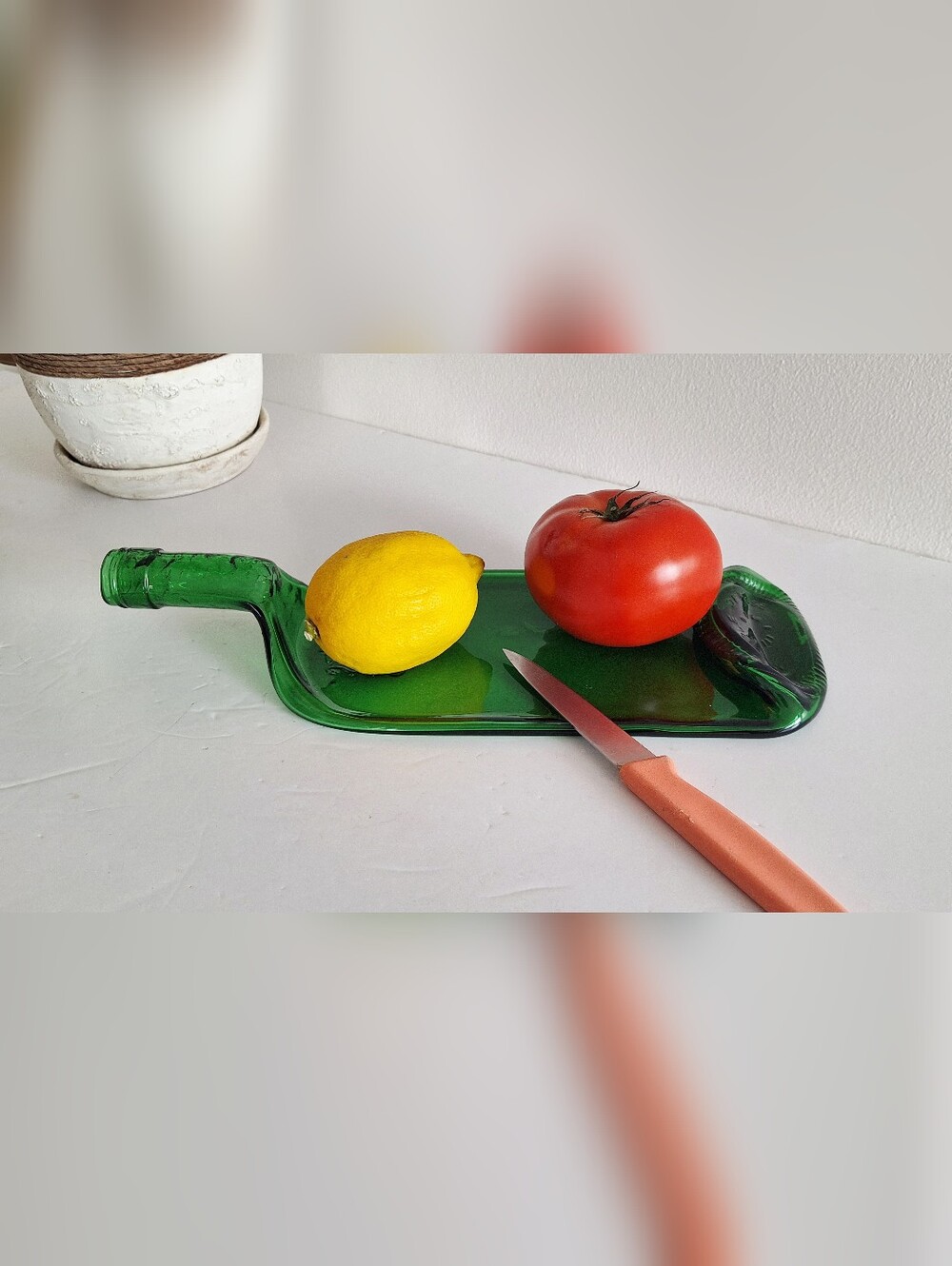 Serving tray Bottle